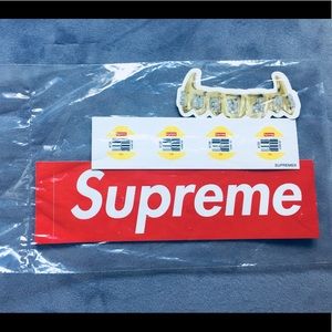 Supreme sticker bundle (3)